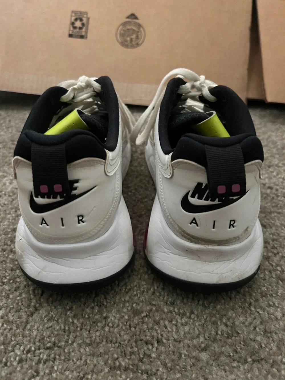 Nike Air Max 200 Jordan Sneakers
